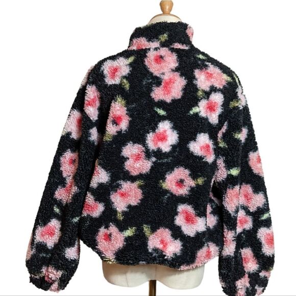 Sandy Liang Black Floral Fleece Fuzzy Pullover - Picture 3 of 7